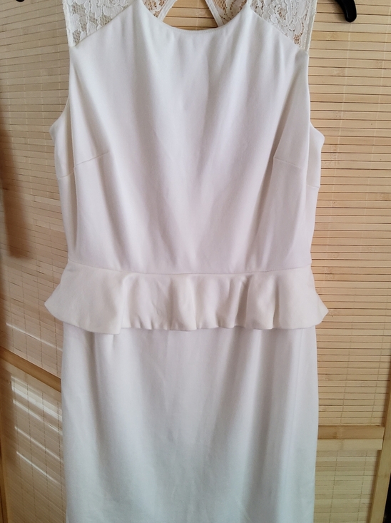 Cynthia Steffe Dresses & Skirts - Cynthia Steffe Ivory Lace Yoke Peplum Midi Dress